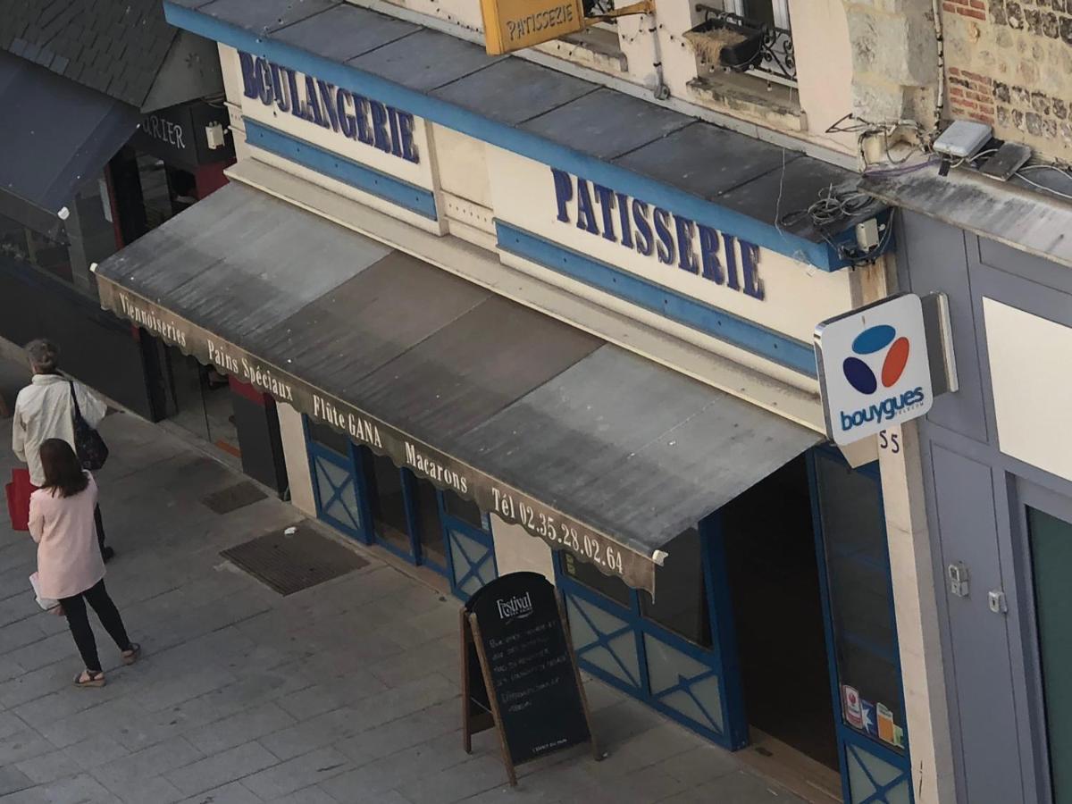 페캉 Au Coeur Du Marche 4 Etoiles 아파트 외부 사진